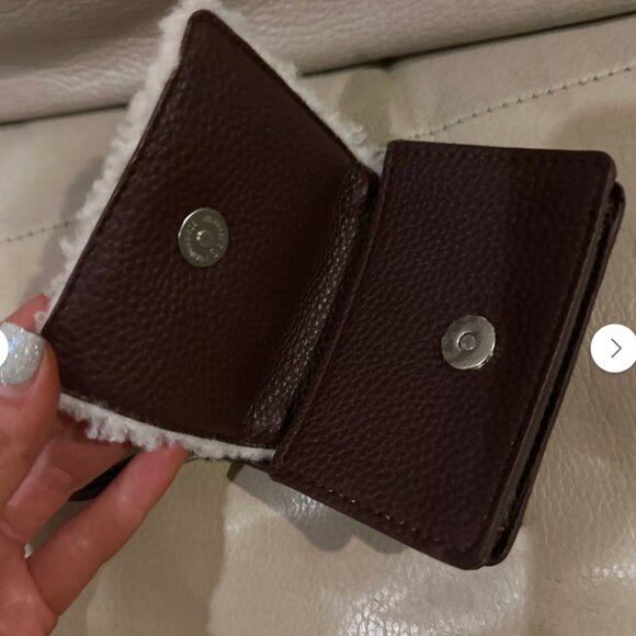 Chocolate/burgundy Aspen bag with custom faux Sherpa crossbody strap - Picture 7 of 7